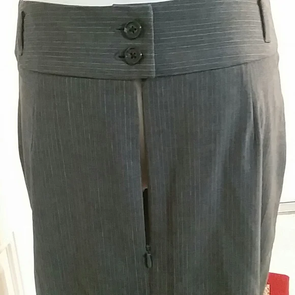 Banana Republic sizes: Jacket 6. Skirt 4 - Picture 13 of 16